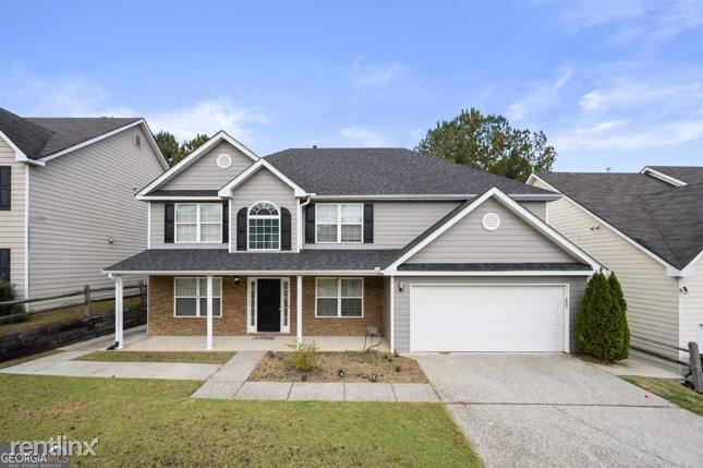 4 br, 3 bath House - 2796 Spence Court - 4 br, 3 bath House - 2796 Spence Court