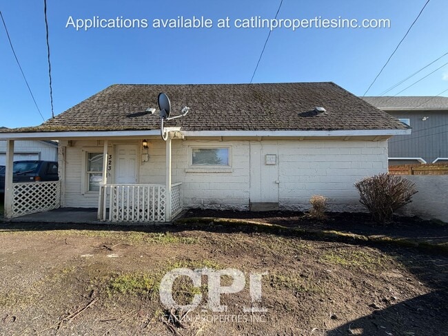 Building Photo - 323.5 15th Ave