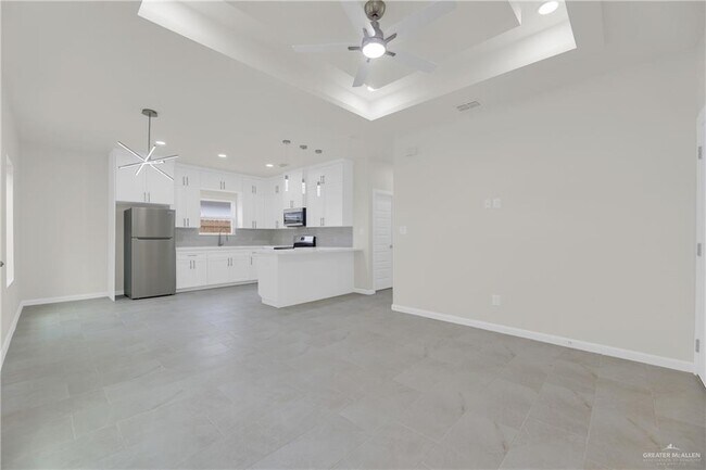 Photo - 18 E 24th St Unit 2