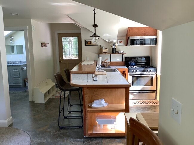 Photo - 183 Back Meadow Rd Apartment Unit Back Meadow Studio