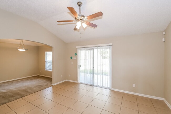 Photo - 9425 Harrier Ct