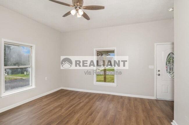 26 Needmore St