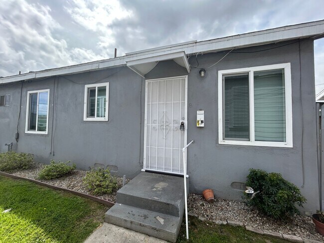 Cozy 1 Bedroom, 1 Bath Unit in Colton Avai... - Cozy 1 Bedroom, 1 Bath Unit in Colton Avai... Casa