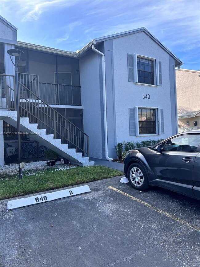 Building Photo - 840 Independence Dr Unit 840A