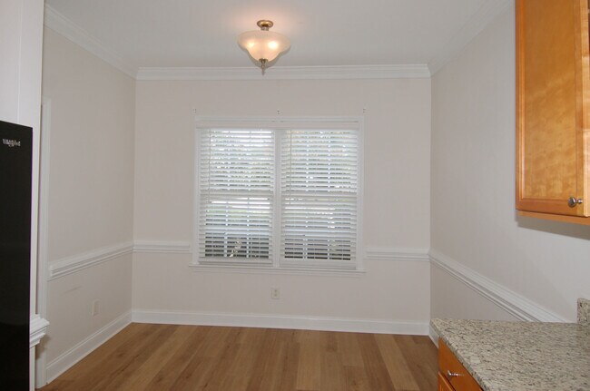 Photo - 133 Old Grove Ln