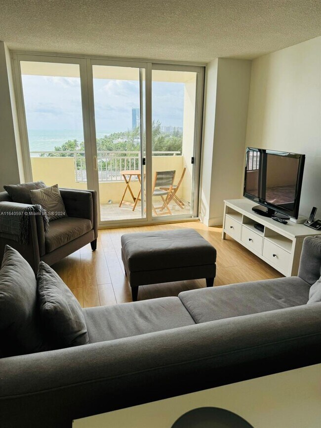 Photo - 3180 S Ocean Dr Unit #810