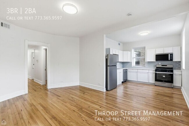 Photo - 6134 S Vernon Ave Unit 1S