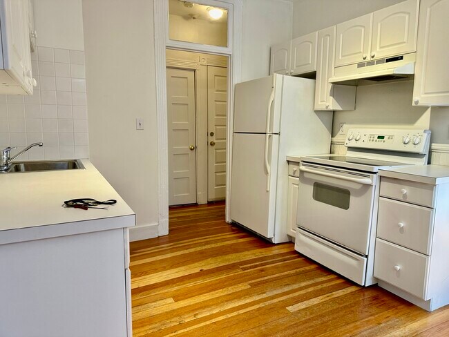 Photo - 15 Revere St Unit 5
