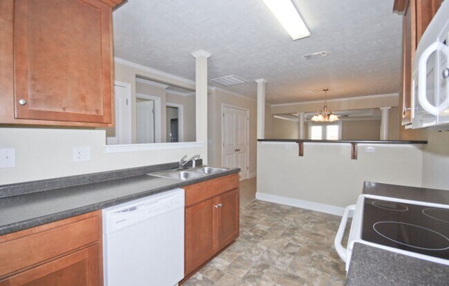Photo - FABULOUS TOWNHOME WEST AUGUSTA CLOSE TO MEDICAL FACILITIES, COLLEGES