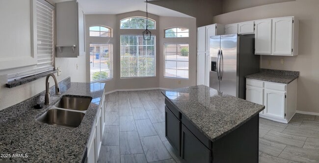 Photo - 1510 W Gail Dr