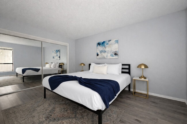 Photo - 505 N Rock Rd Unidad SI ID1534944P