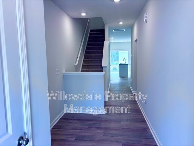 Photo - 187 Central Townes Wy