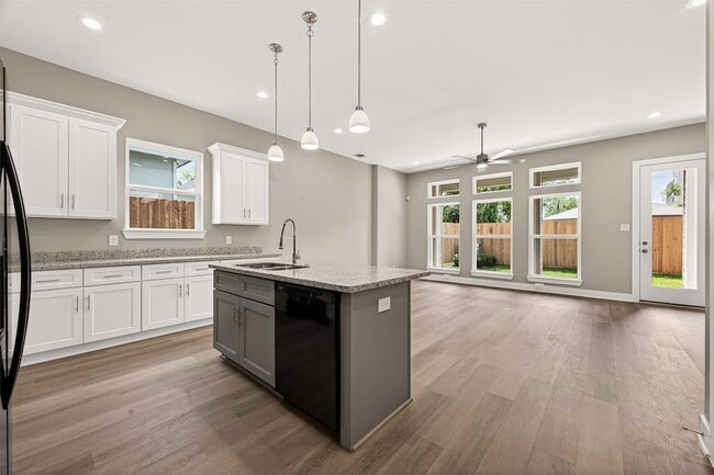 Photo - 3514 Runnels St Unidad B