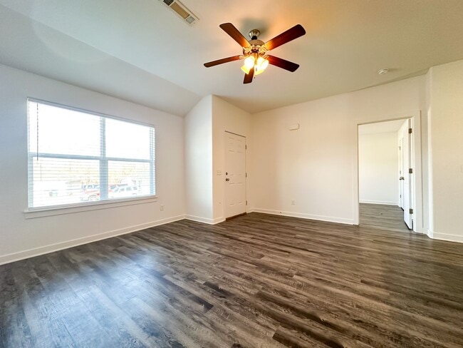 Photo - 325 Brook Ct Unidad 325 Westbrook Ct 1