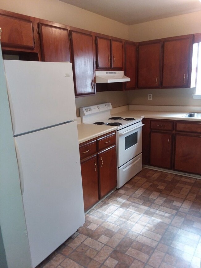 Photo - Pine Woods Apartments - West Blocton, AL Unit 38