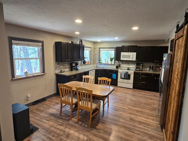 Photo - 23 Orchid Rd