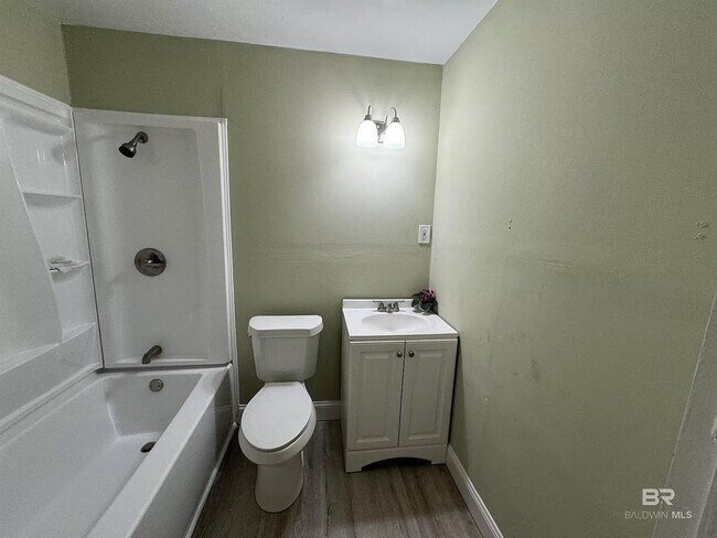Photo - Charming 3 Bedroom 2 Bath in Berkshire Hills