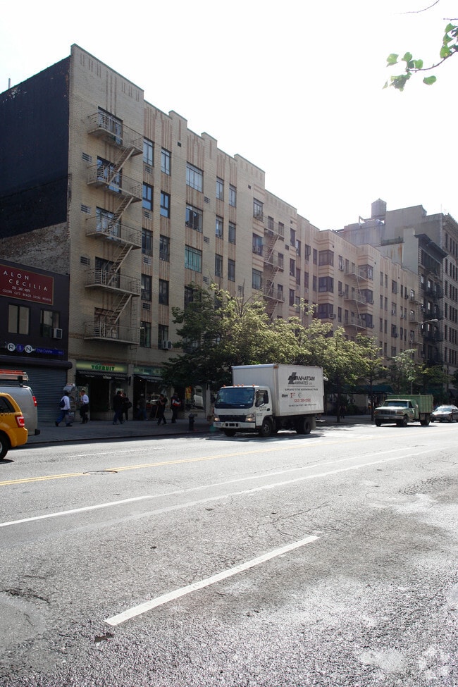 Photo - Chelsea Garden