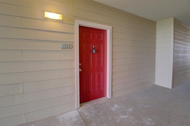 Building Photo - 2320 Gracy Farms Ln Unit 1332
