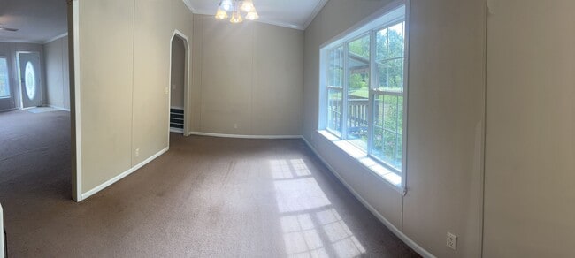 Photo - 4 BDR / 2 BA on 5 fenced acres