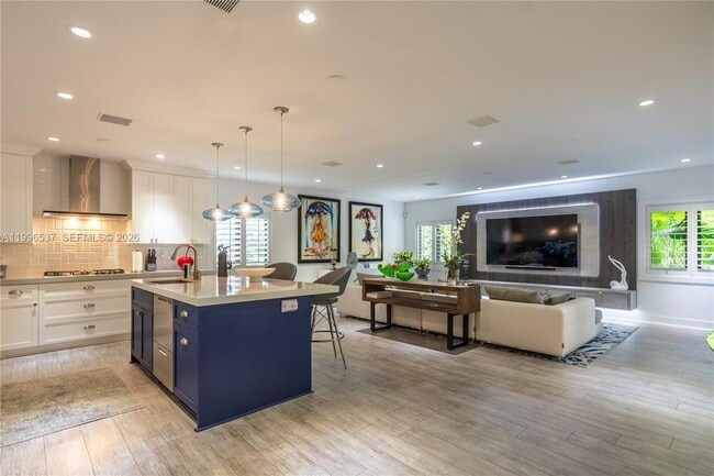 Photo - 231 Fluvia Ave