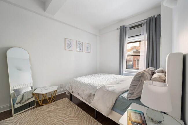 Photo - 132 E 45th St Unit ID1323890P