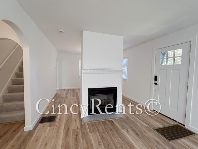 Photo - 6815 Sunray St