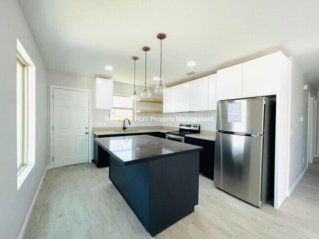 Photo - 3802 Las Vistas Ln Unit 3