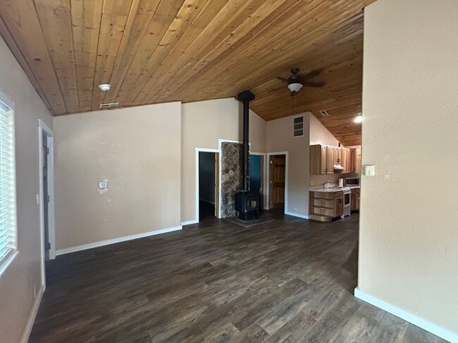 Photo - Cozy and Updated 3 Bed, 2 Bath House