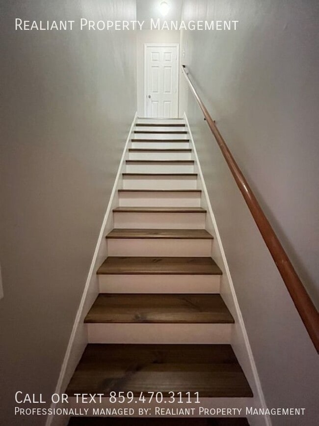 Photo - 210 Coburn Dr