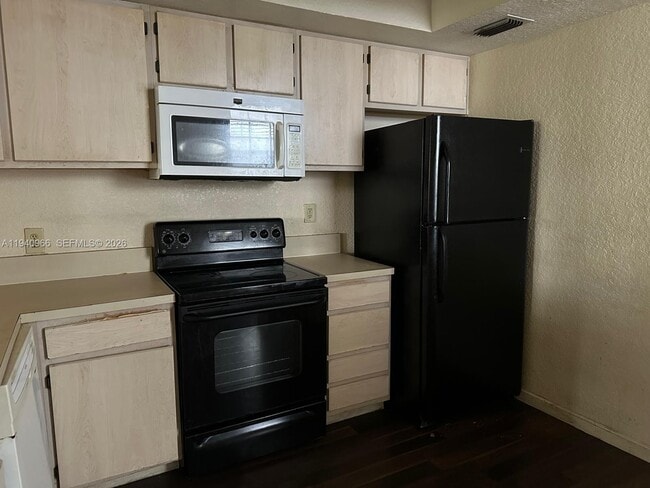 Photo - 745 SW 148th Ave Unit 802