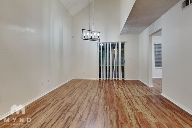 11021 Traci Lynn Dr