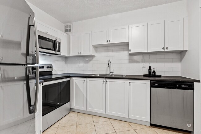 Photo - 3360 Paul Anka Drive