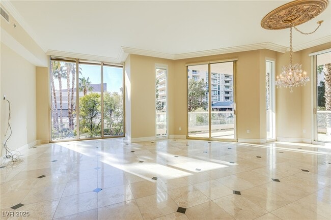 Photo - 2857 Paradise Rd Unit 206