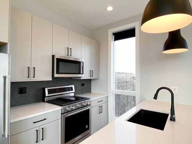 Photo - 1051 W Cornelia Ave Unidad 303