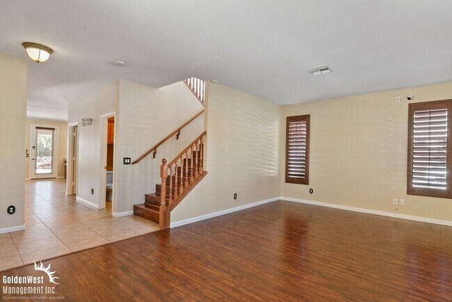 Photo - Beautiful 4Bdm 2.5Ba Tuscan-Inspired Home Located in the Norterra Area of Phoenix!