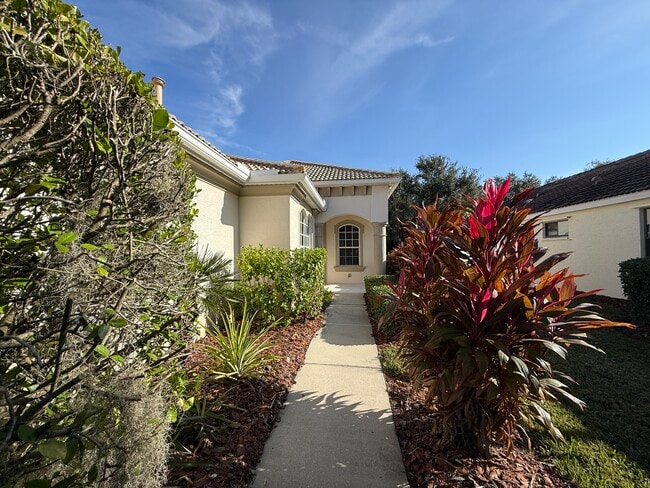 Building Photo - 6055 Wingspan Way