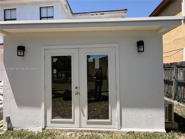 Photo - 16536 SW 54th St Unit 1