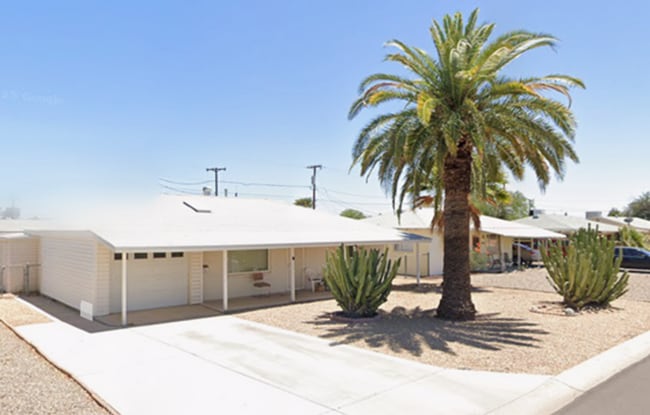 Building Photo - 2 Bedroom, 2 Bath Home. SECTION 8 ACCEPTED!