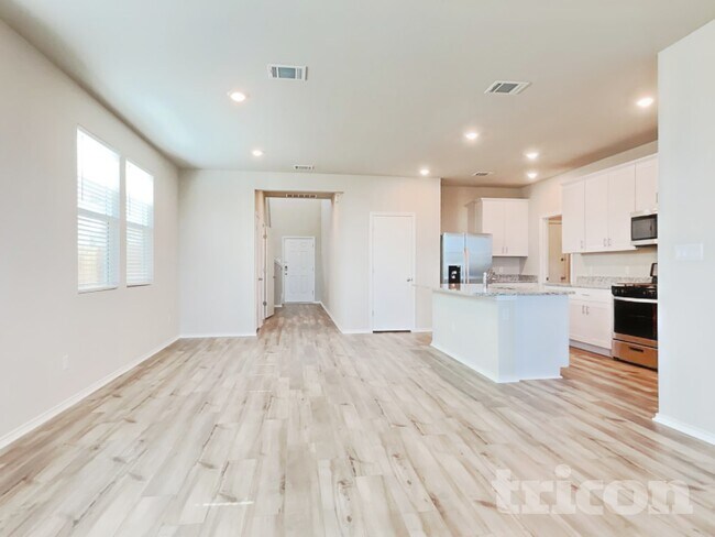 Photo - 5129 Sidesaddle Dr