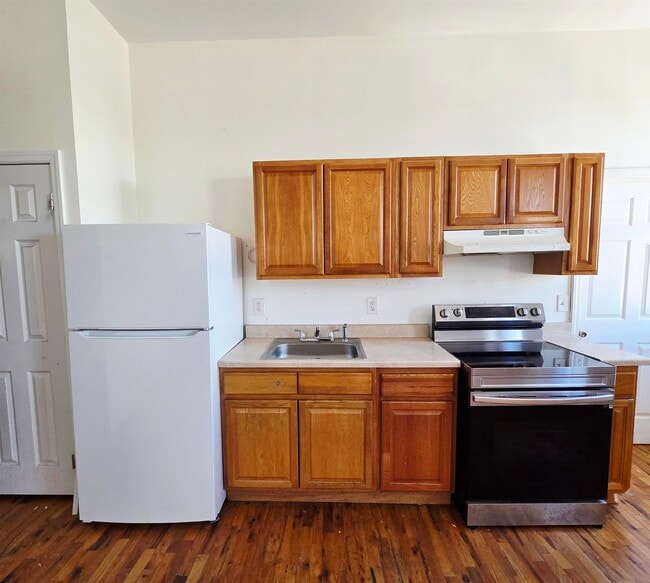 Photo - 6 Garden St Unit 7