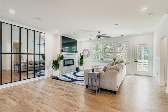 Photo - 3423 Catalan Aly