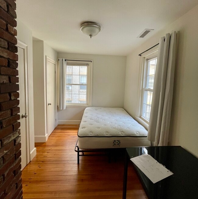Photo - 1860 Commonwealth Ave Unit 1860
