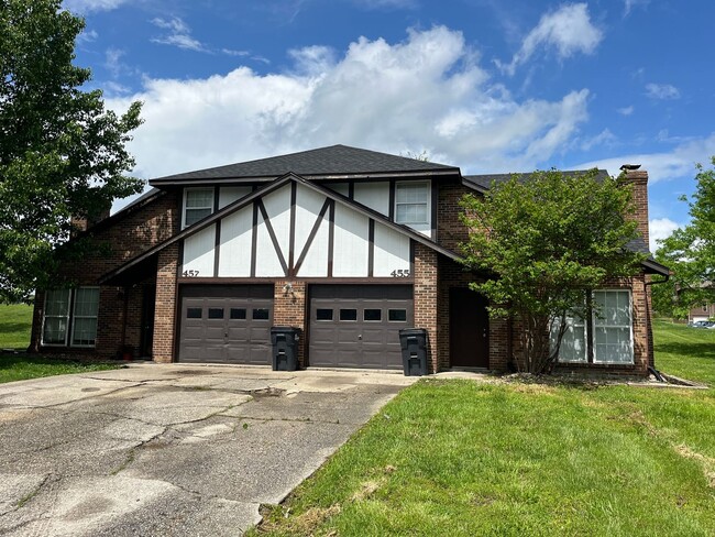 455-457 Maple Grove Way - 455-457 Maple Grove Way Apartment Unit 455 Maple Grove Way