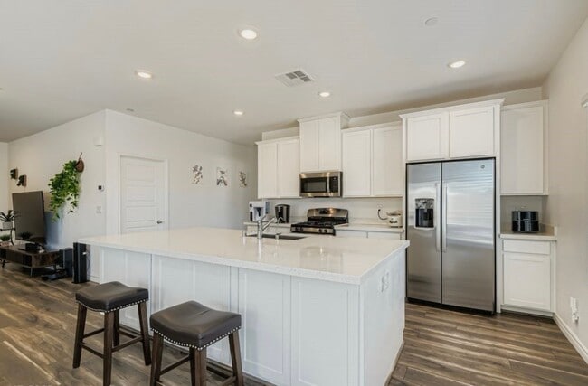 Photo - 3746 Etendre Ct