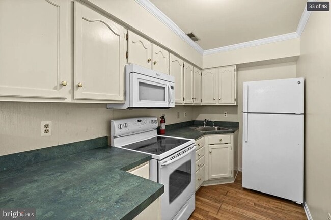 Photo - 706 Stonewall Ln