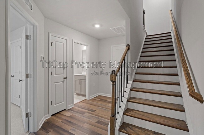 Photo - 1713 Chirping Trl