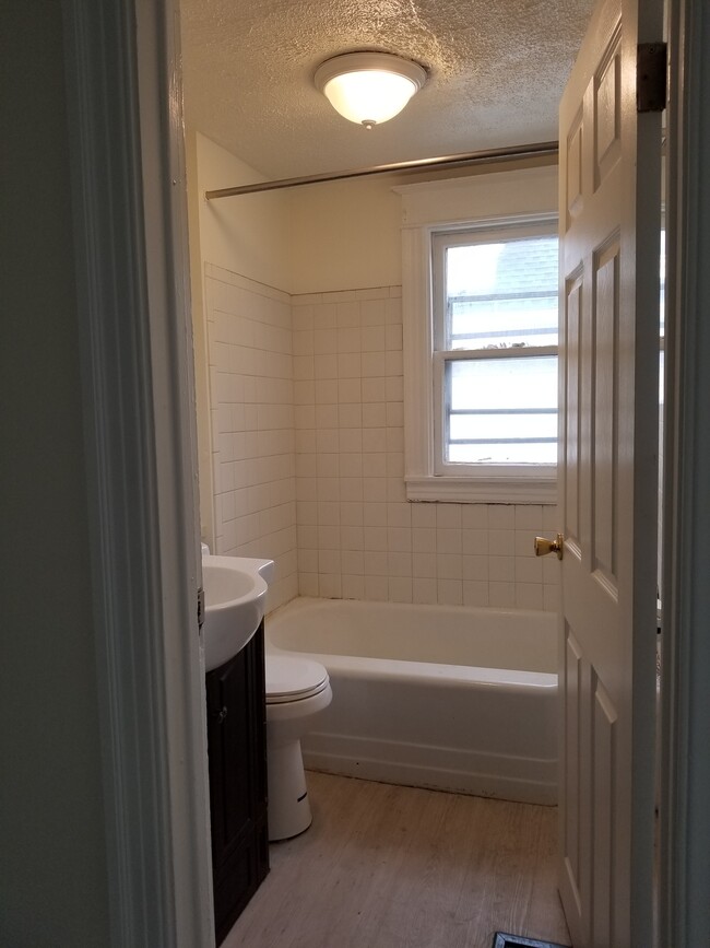 bathroom - 115 Sterling St Townhome