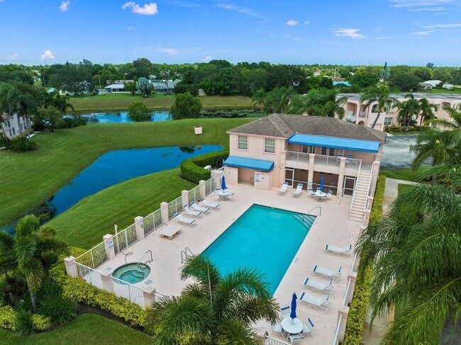 Photo - 2087 SE Wild Meadow Cir Condo