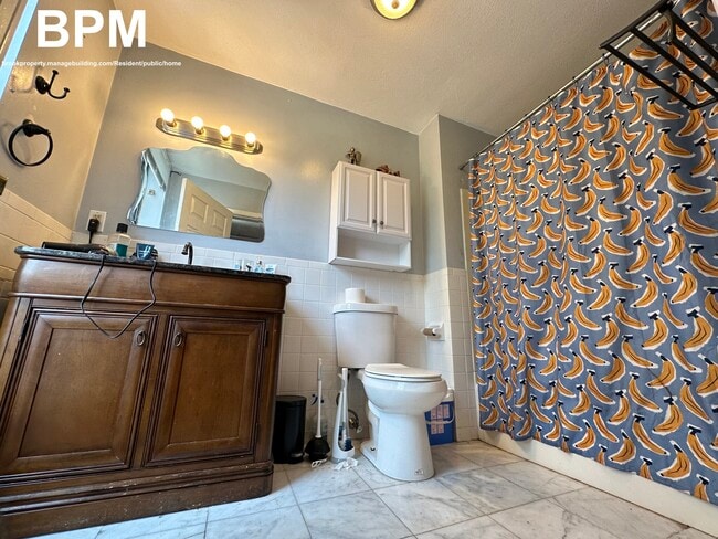 Photo - 669 Massachusetts Ave